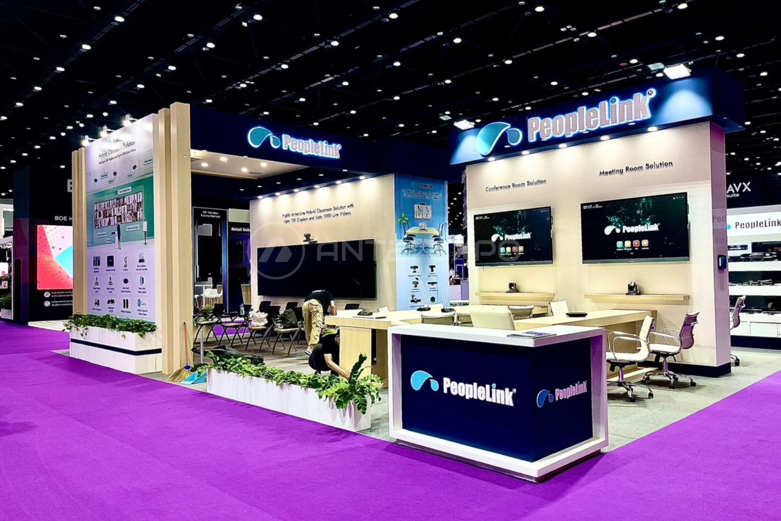 PeopleLink exhibition stand by ANT21